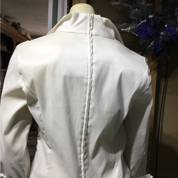 Tadash Top - Picture 12 of 16